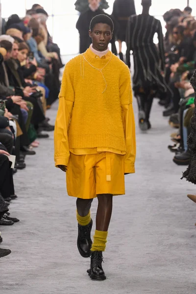 Look 33
